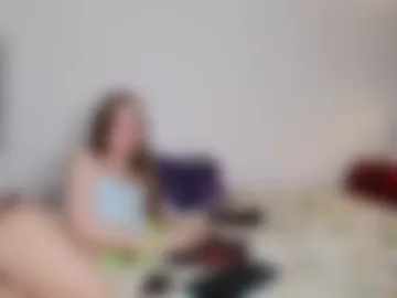 emily_and_ilumi webcam preview