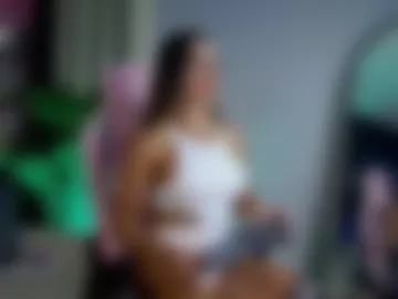 emily_foxx01 photo 3