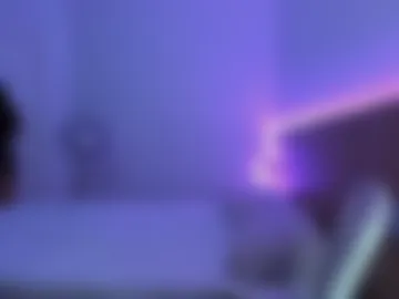emily_ravee webcam preview