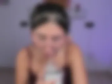 emily_villamil_ photo 2