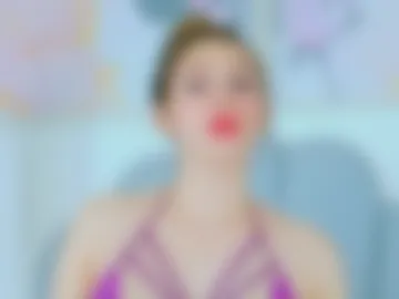 emilypradaa photo 2