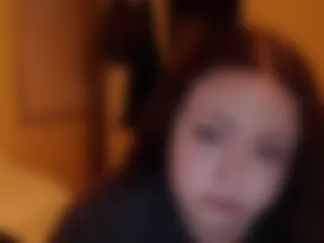 emilysgotissues webcam preview