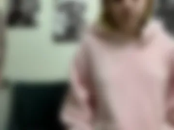 emilyshakesof photo 2