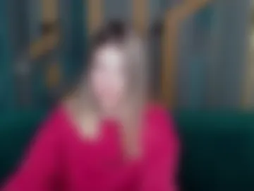 emilywalkers photo 8