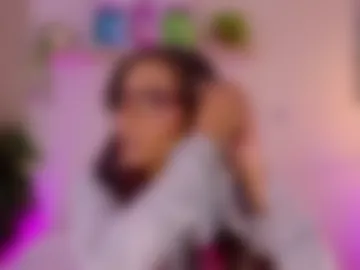 emilyy_bank webcam preview