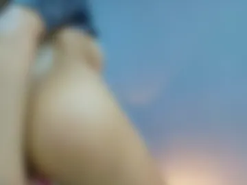 emma_and_aysha photo 5