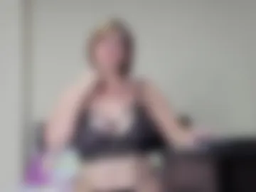 emma_brown777 webcam preview