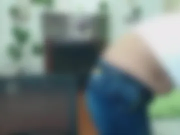 emma_hassani photo 4