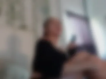 emma_johnson_ photo 2