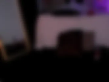 emmaduque webcam preview