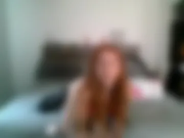 emmafreeland15 live webcam preview