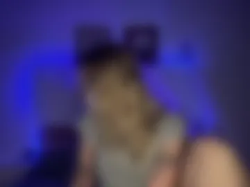 emmaonlyx1 photo 8