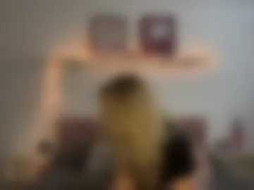 emmaonlyx1 photo 4