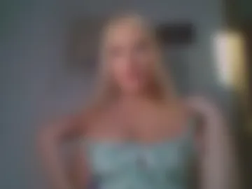 emmasexyblonde photo 9