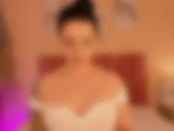 emmy_danielss photo 3