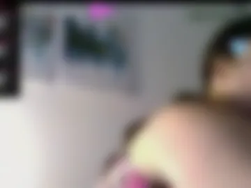 encasedbeauty webcam preview