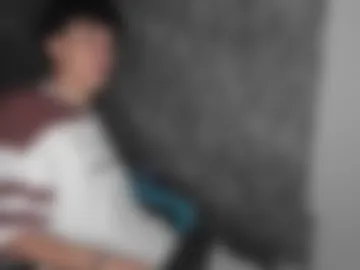 energy_lover137 live webcam preview