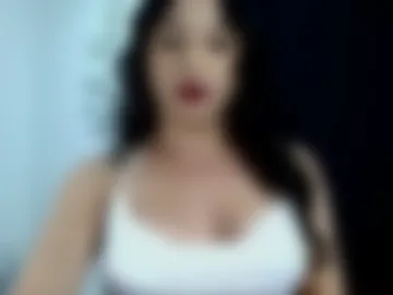 erika_lind3r live webcam preview