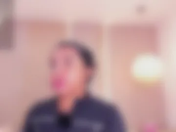 eva_layn webcam preview