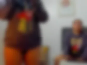 eva_mia_ webcam preview