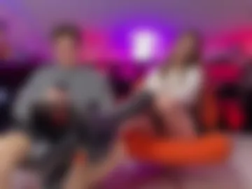 evanscouple webcam preview