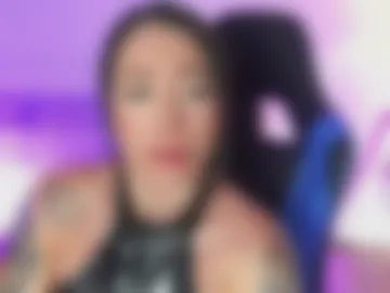 evasavage photo 6