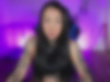 evasavage photo 7