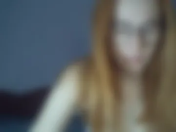 eveliina_shy photo 2