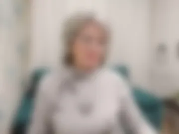 evelynblissful photo 9