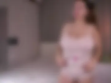 evelynnclaire photo 2