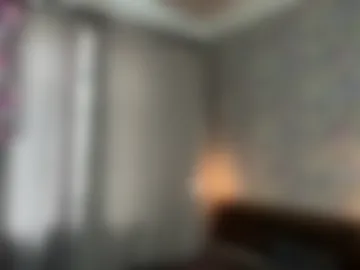 falineellson photo 4