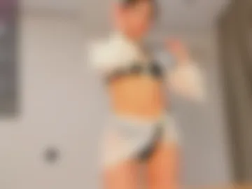 fame_doll photo 3
