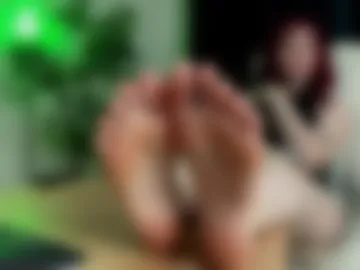 feet_of_the_goddess photo 2