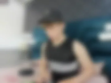 femboy_max webcam preview