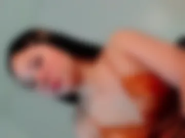 feminine_elle webcam preview