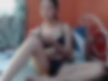 feminine_tsx webcam preview