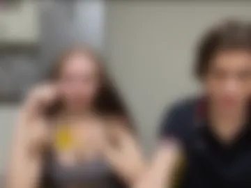 flowerscouple webcam preview