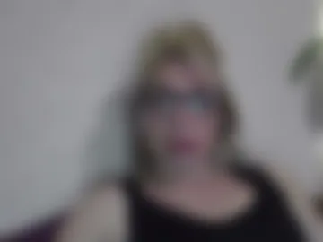 fox_red_lady7 live webcam preview