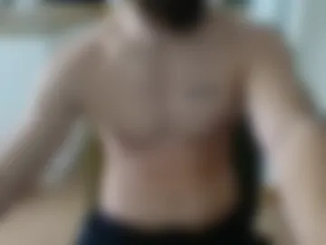 frenchlove8383 live webcam preview