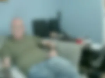 friendlydave528793 photo 4