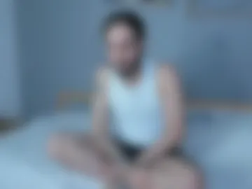 frisky_ember live webcam preview