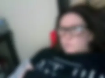 fuzzypeaches87 photo 8