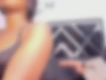 gabyyjones photo 6
