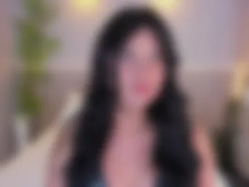 georginareyes photo 3