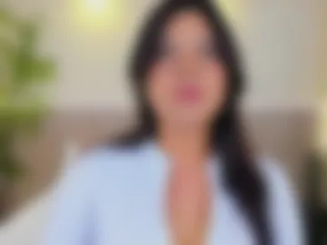 georginareyes photo 3