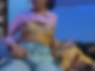 geraldinesuaan webcam preview