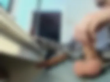 giantcockforlilthots webcam preview