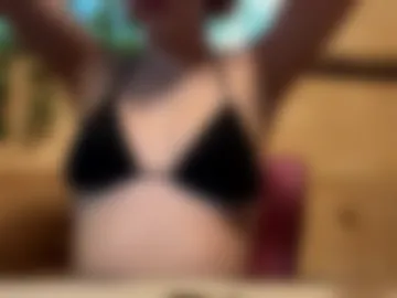 glitterqueen6 photo 3