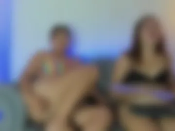 gloriaandlucia live webcam preview