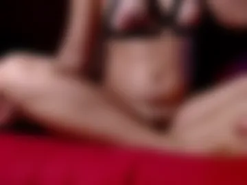 gloriaupperlove photo 2